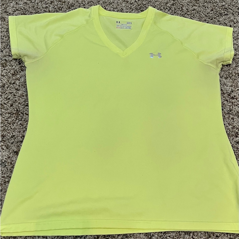 Yellow Under Armour heat gear semi- fitted v-neck